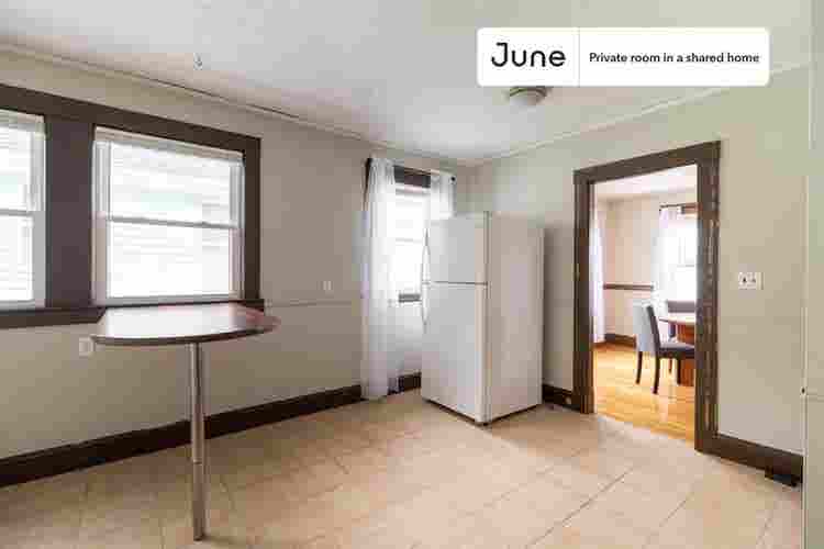 4 BR in Boston