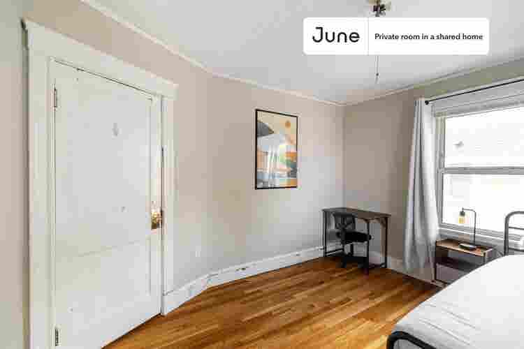 4 BR in Boston