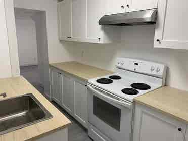 Apartment near Carleton university