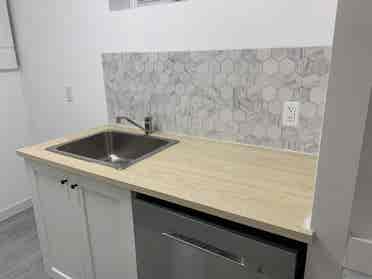 Apartment near Carleton university