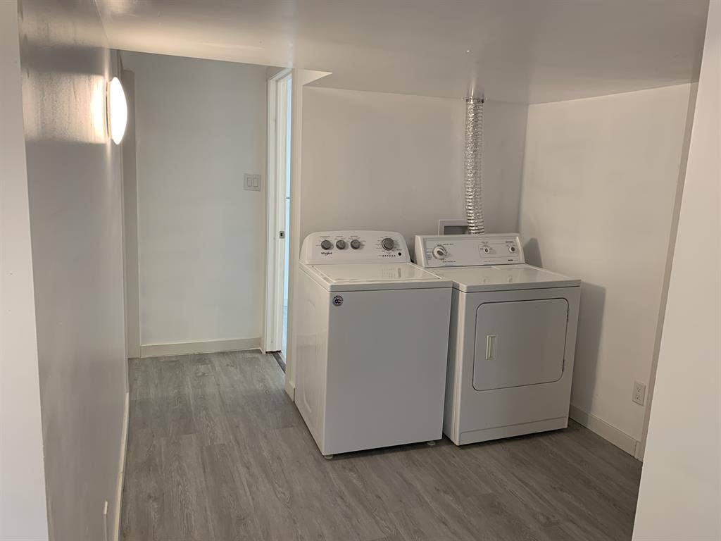 Apartment near Carleton university