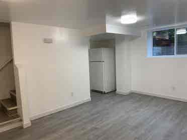 Apartment near Carleton university