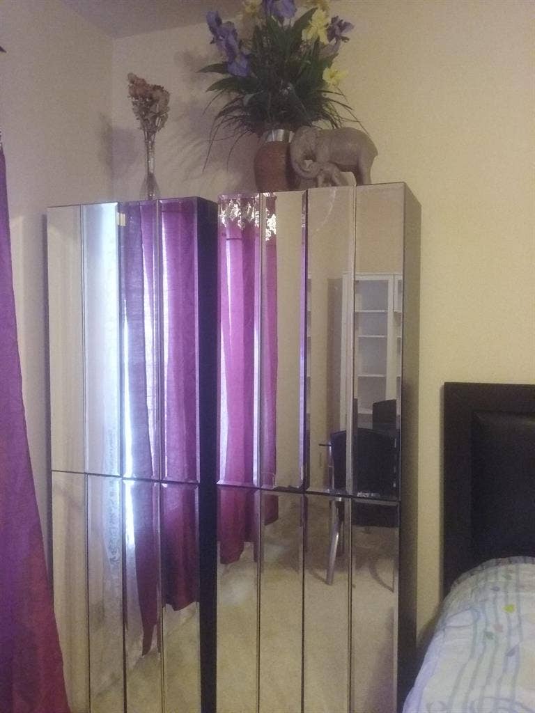 Room for immediate move in.