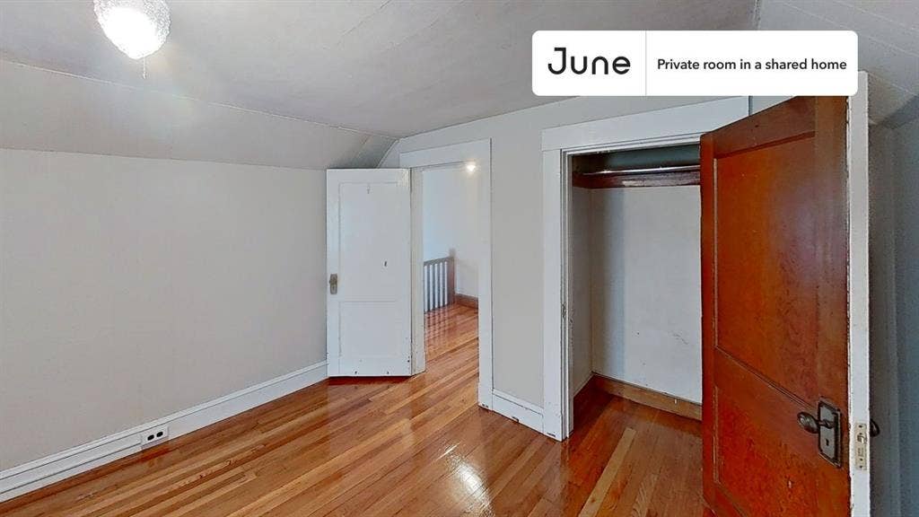4 BR in Boston