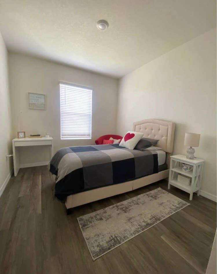 HABITACIÓN EN ALQUILER – DAVENPORT