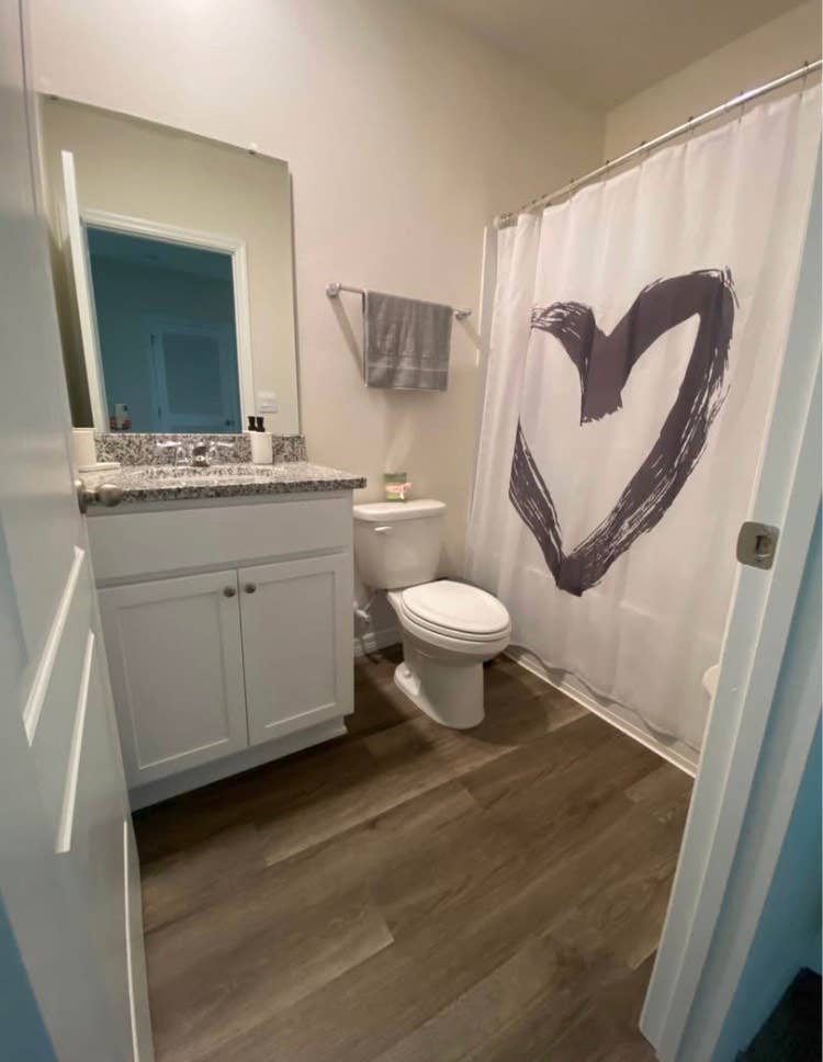 HABITACIÓN EN ALQUILER – DAVENPORT