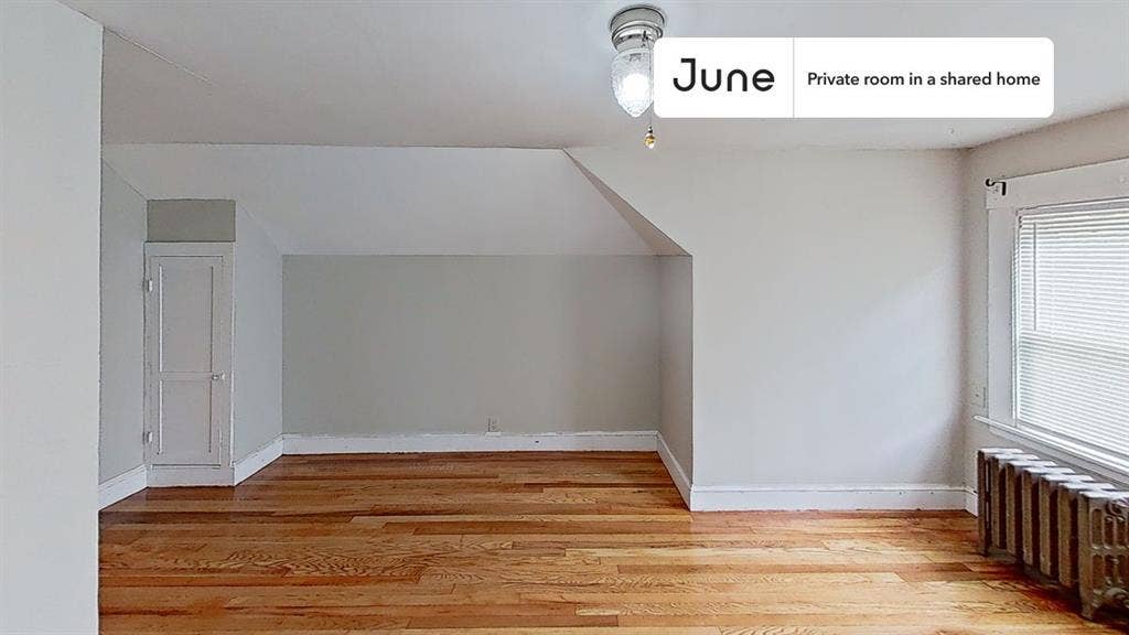 4 BR in Boston