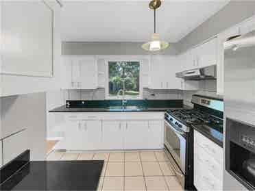 Beautiful 3Beds available for rent.