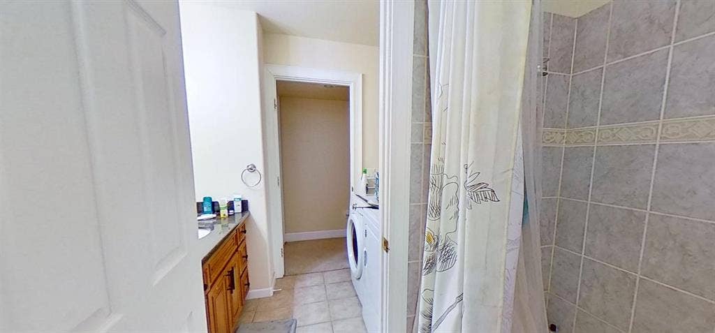1 BR in Seattle