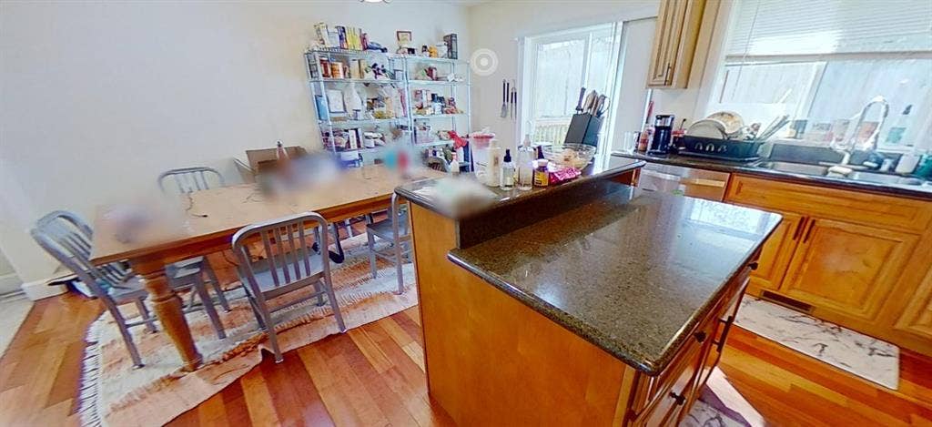 1 BR in Seattle