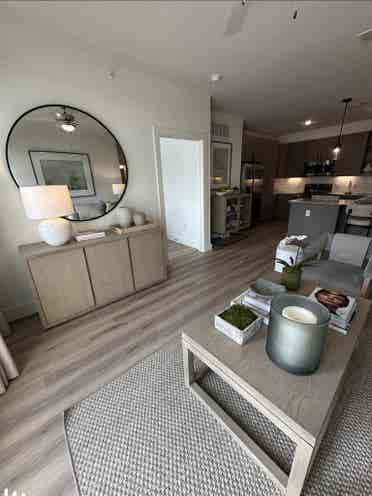 Fully furnished bedroom & bathroom