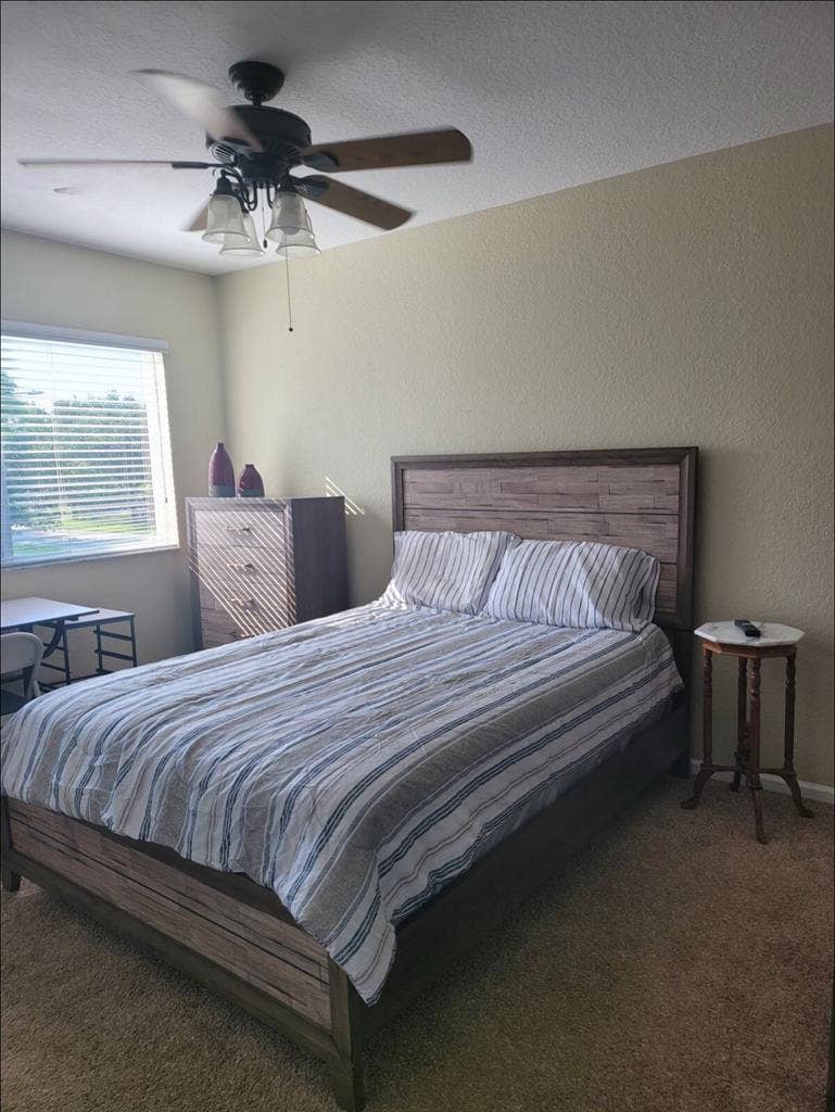 Beautiful furnished room for rent