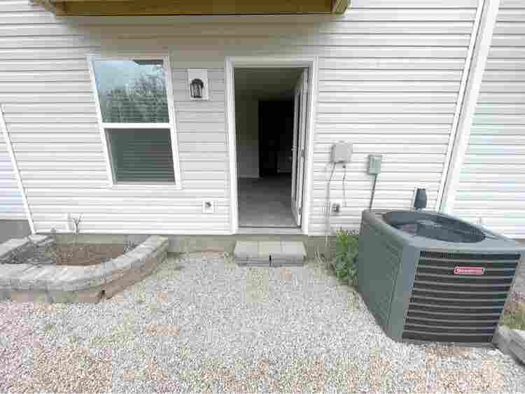 Wooded view modern town house