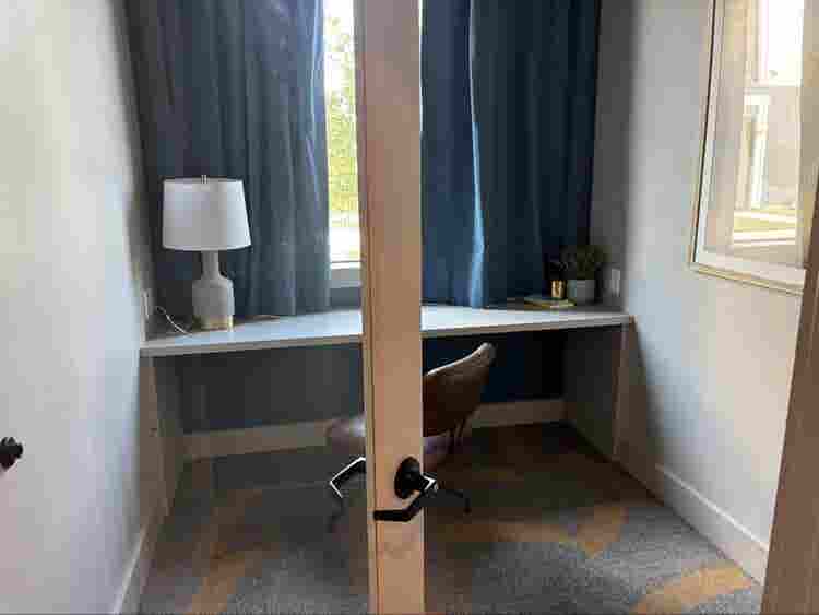 bathroom Apt