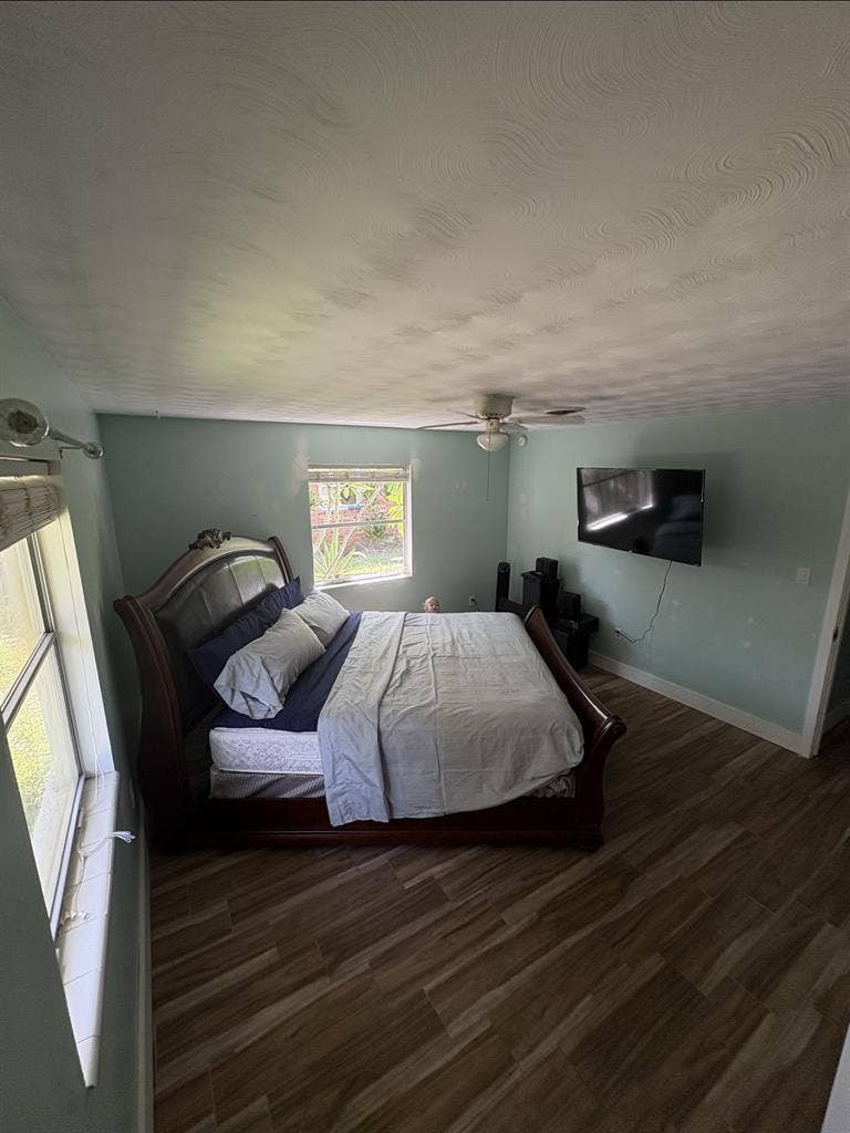 Looking for a reliable roommate