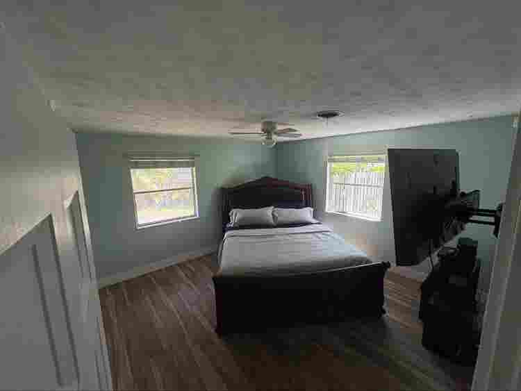 Looking for a reliable roommate
