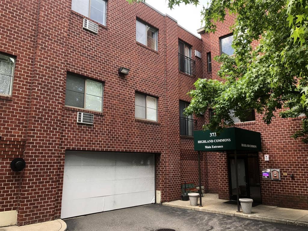 Spacious apartment in Davis Square