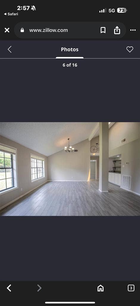 2 Roomates needed!