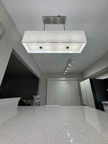 Fully Remodeled Luxury Townhousee
