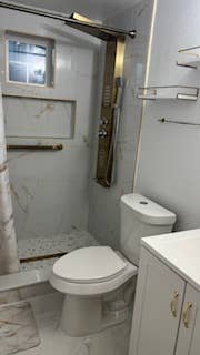 Furnished Room Near UH-Downtown
