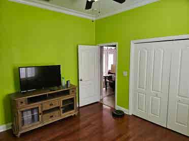 One room left to rent, /mnth