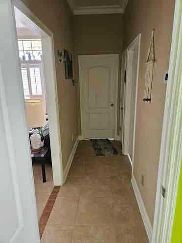 One room left to rent, /mnth