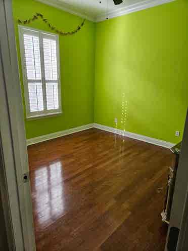 One room left to rent, /mnth