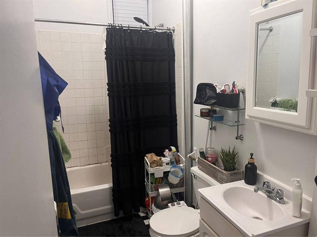 bath apartment