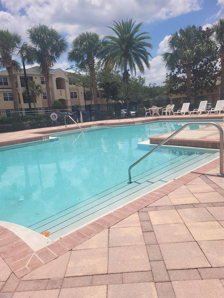 Room for rent shared apartment