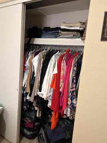 ROOM FOR RENT/FEMALE ROOMATE ONLY