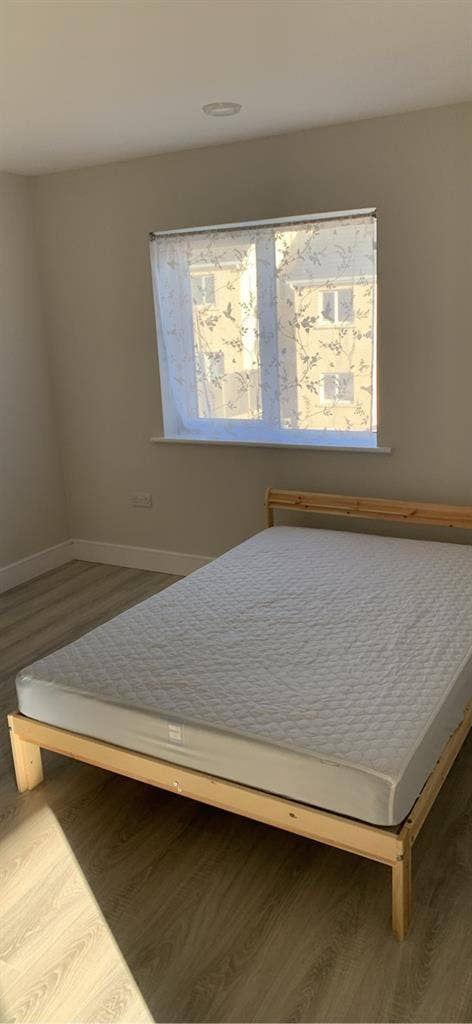 Room for lacto vegetarians/Vegans.