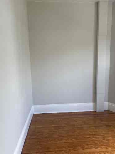 3 BEDROOM IN ROSLINDALE~FEMALE ONLY