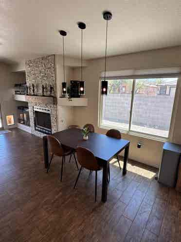 Room for rent Marana!