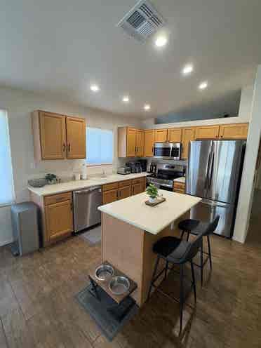 Room for rent Marana!