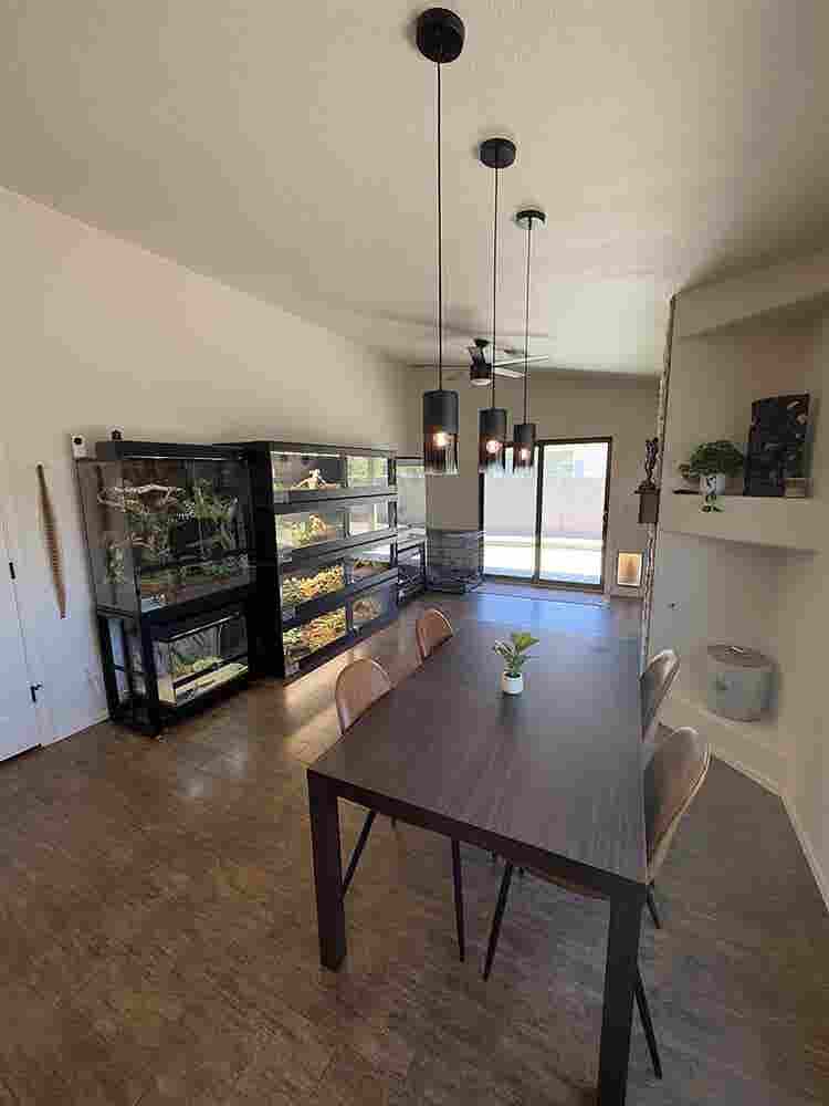 Room for rent Marana!