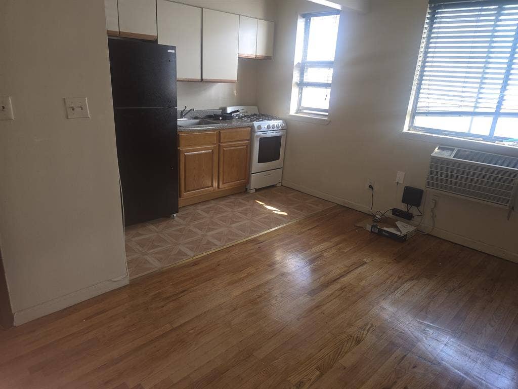 Apartment available in Park Slope