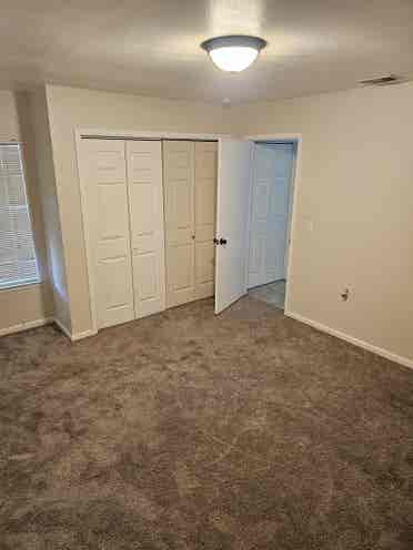 Looking for a great roommate