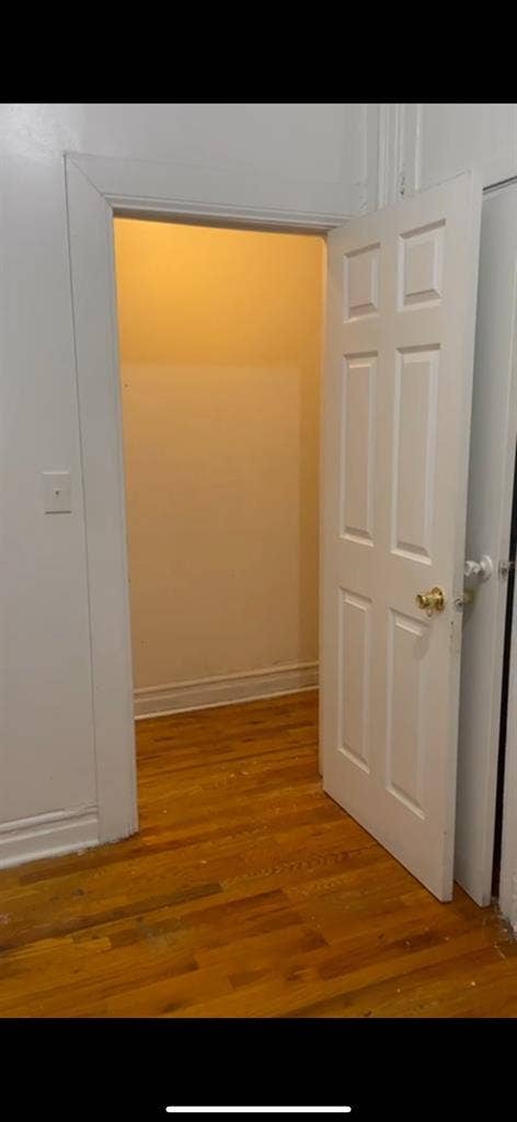 ROOM FOR RENT IN MCGINLEY SQUARE