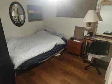 Hii 🙂 looking for roommate