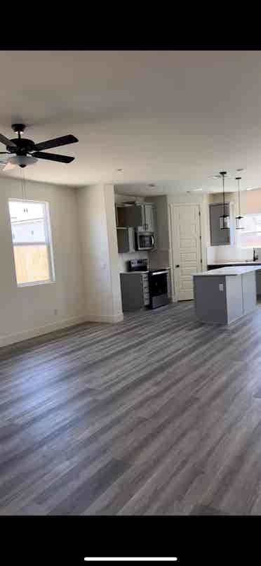 Bedroom  & Private Bathroomm