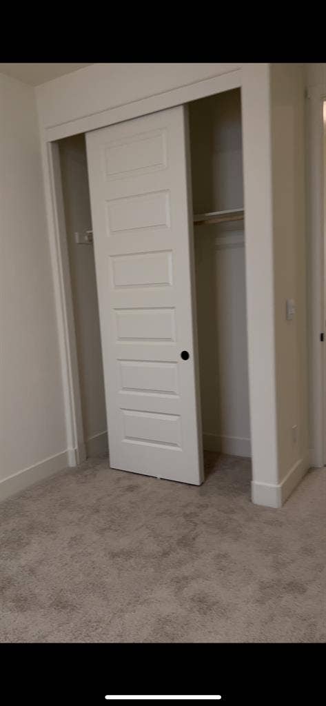 Bedroom & Private Bathroomm