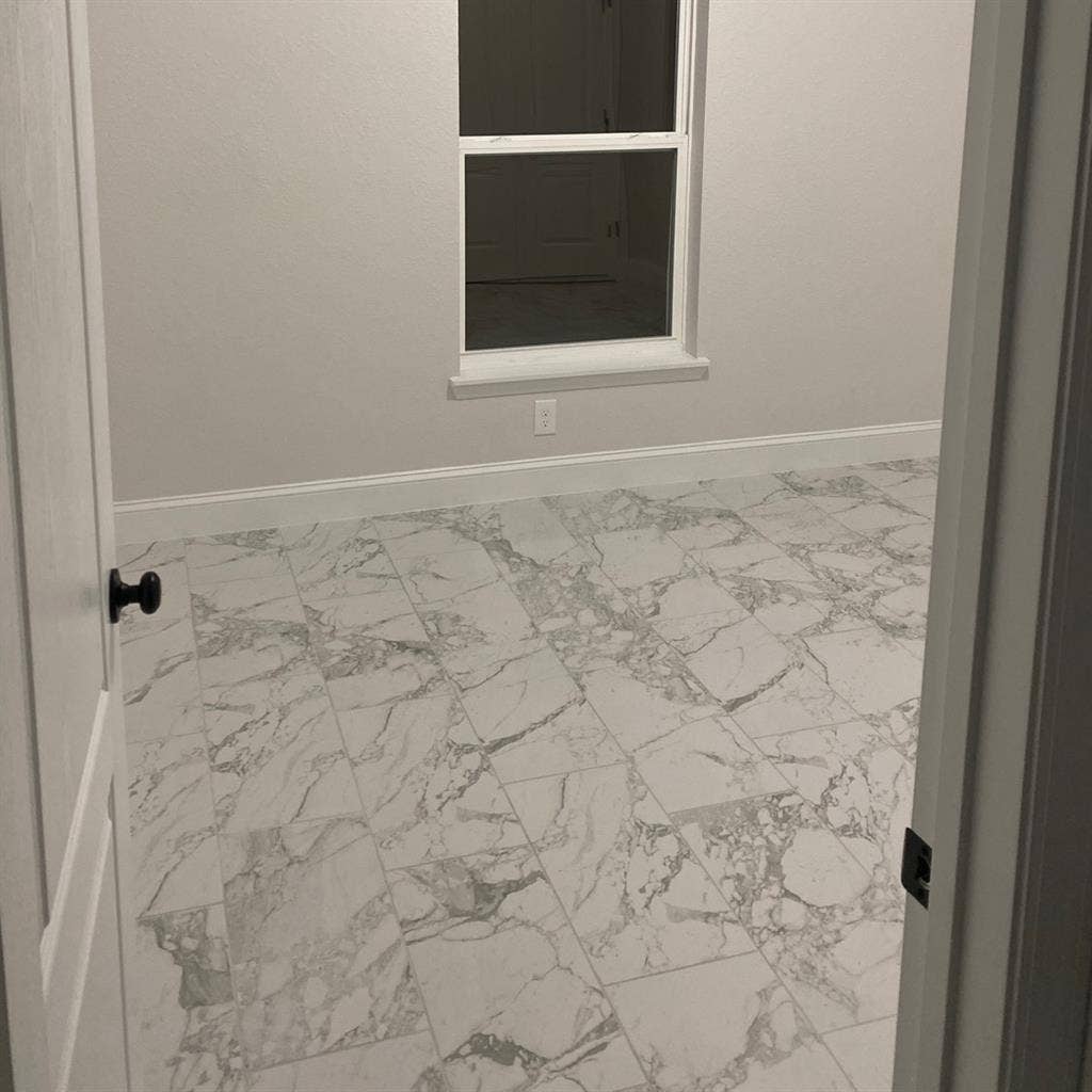 2 rooms shared bathroom for rent