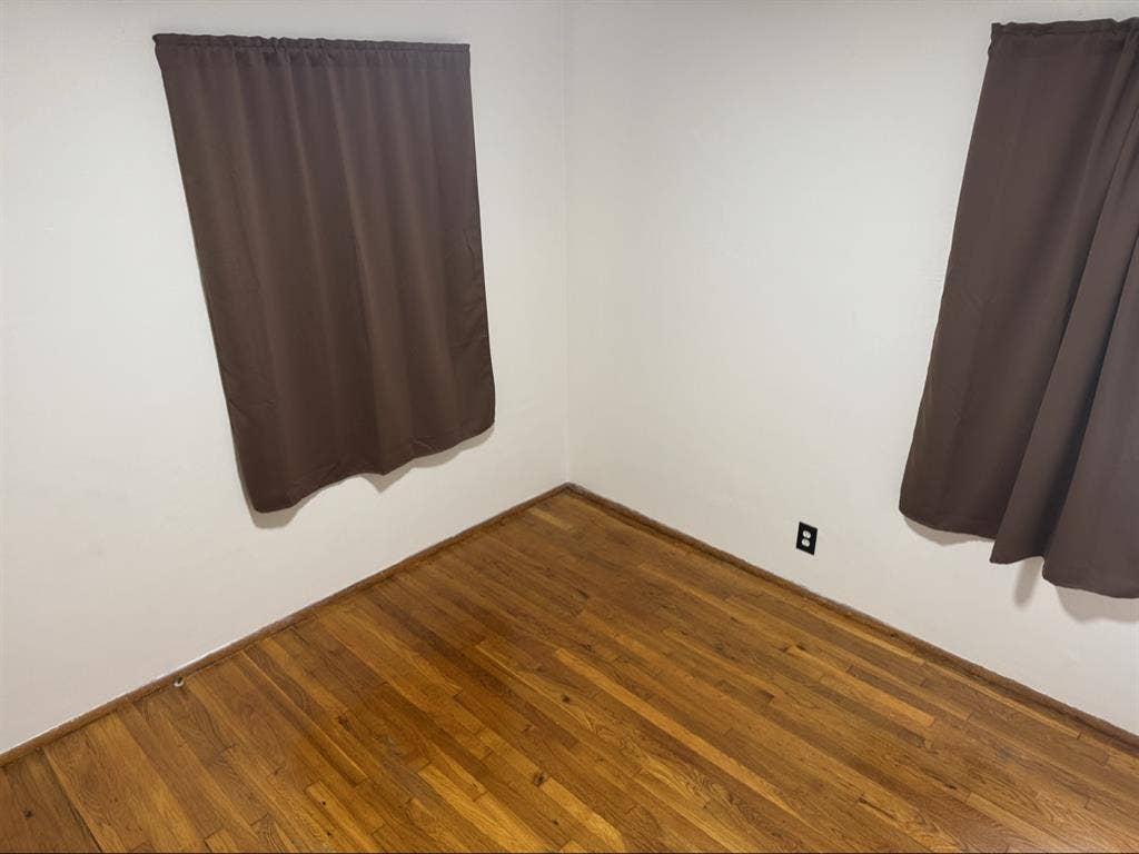 Cozy room in Lakewood