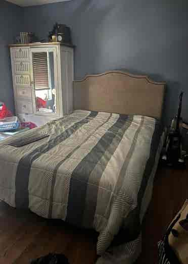 Furnished bedroom in Hayes