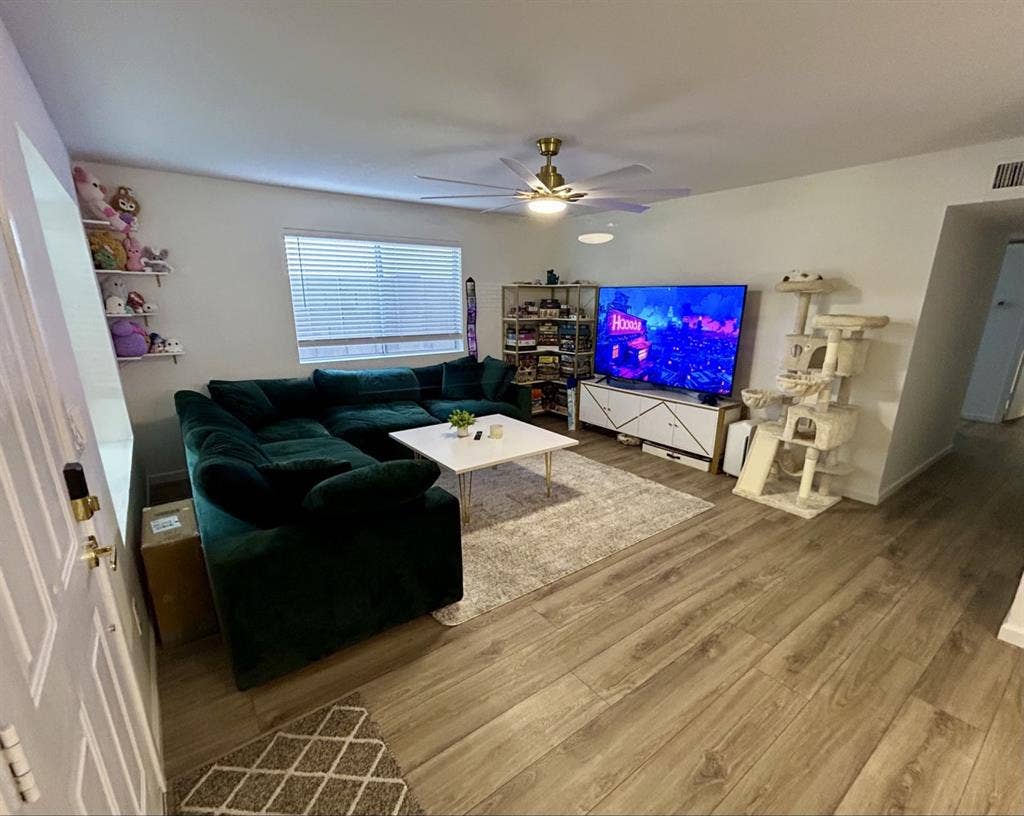 Private Room - Util & Maid Included