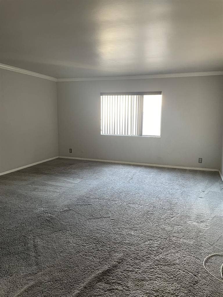 Master bedroom very big No Pets