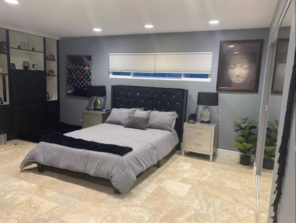 FURNISHED MASTER BEDROOM