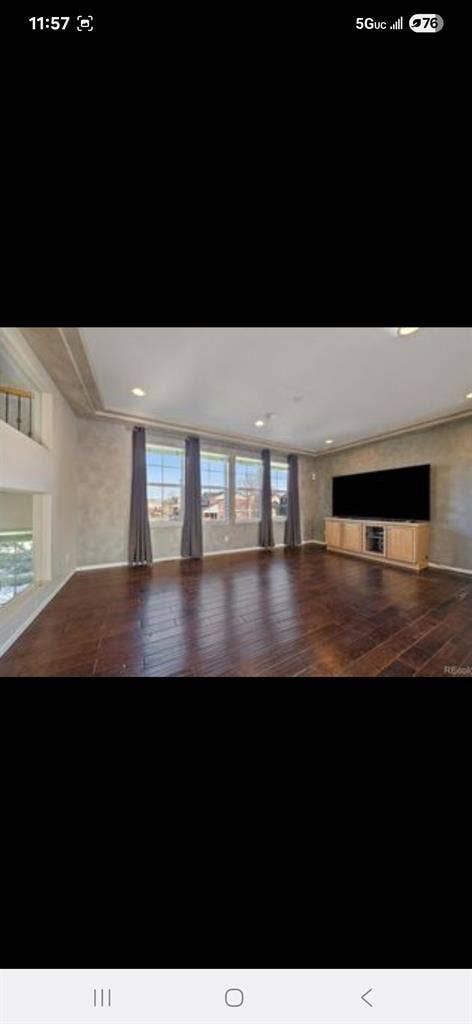 1 Room Available, Awesome House