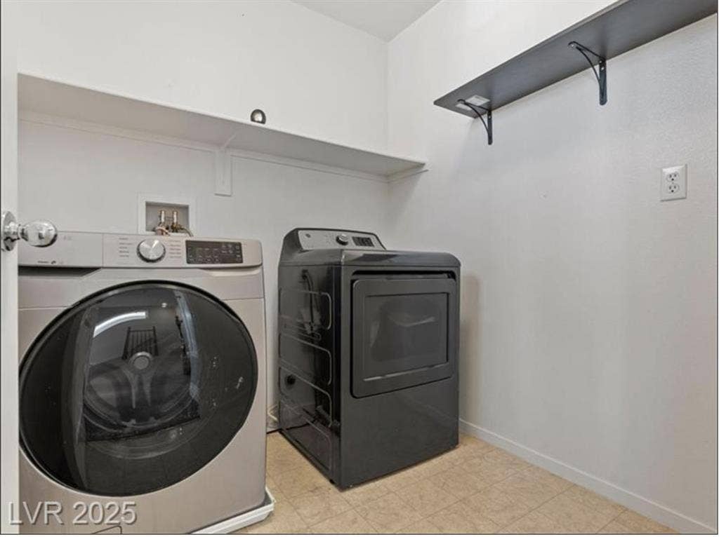 Room near Southern Hills Hospital