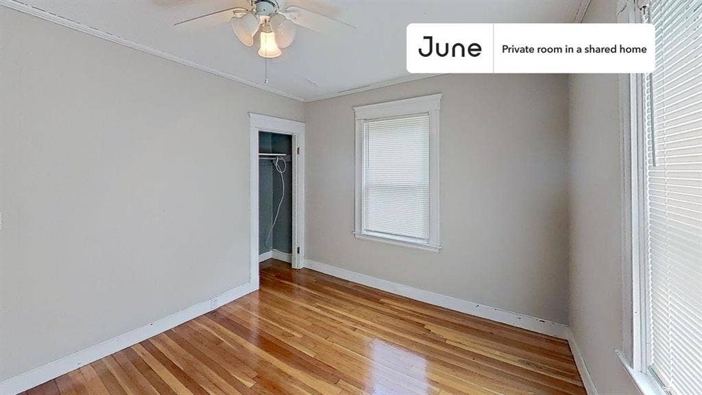 4 BR in Boston